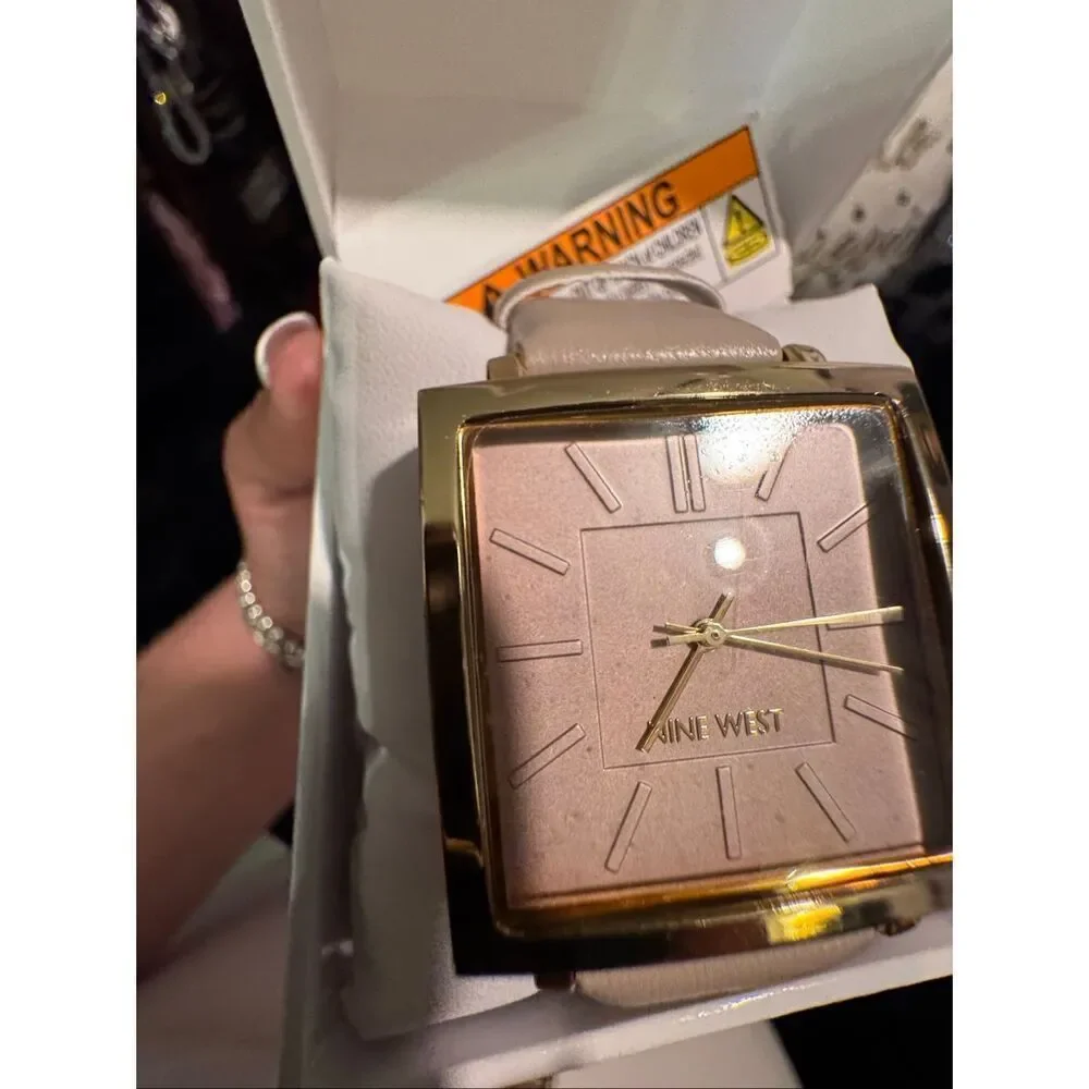 NWT nib women’s tan & gold leather square analog large dial Nine West watch